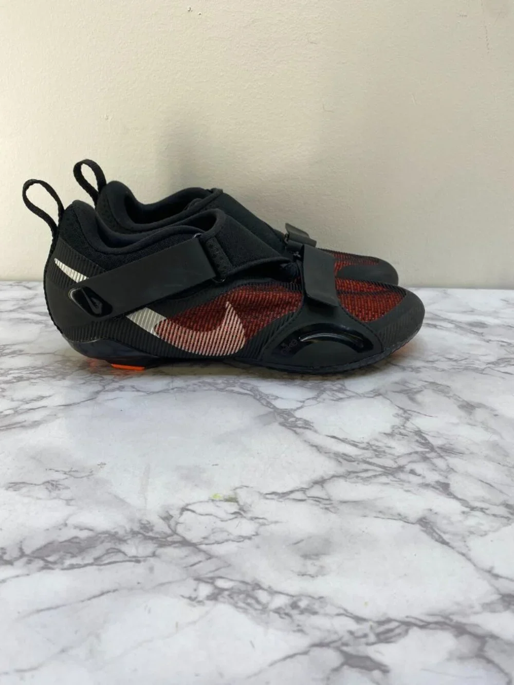 Nike Women's SuperRep Cycle Shoe Black & Red Sz 8